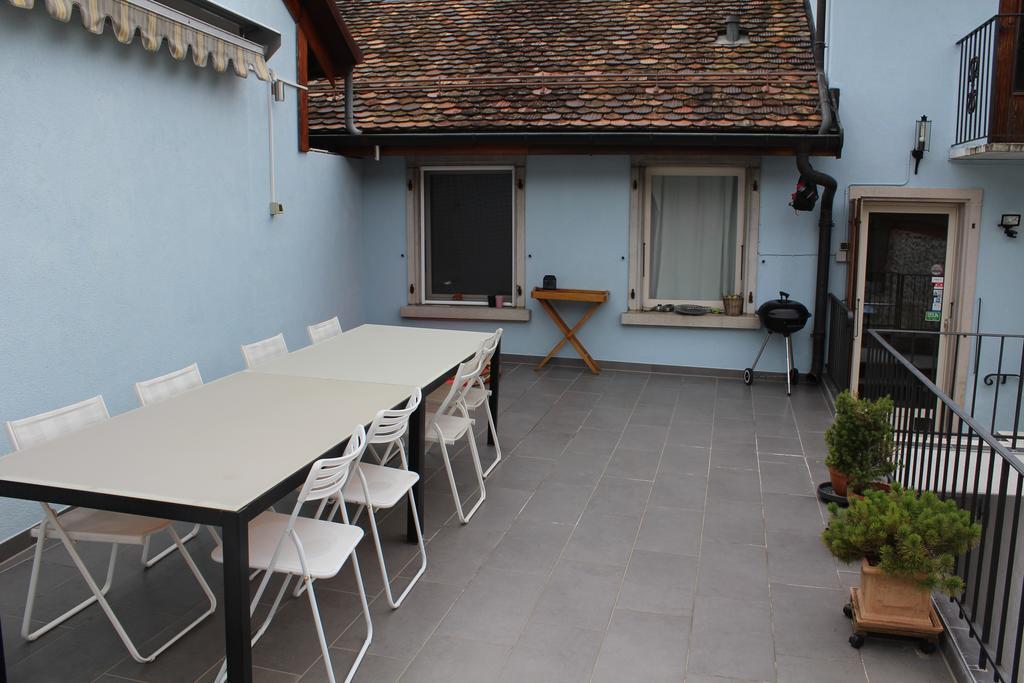 Au Coeur Du Vignoble Sur Bursins Bed & Breakfast Екстериор снимка